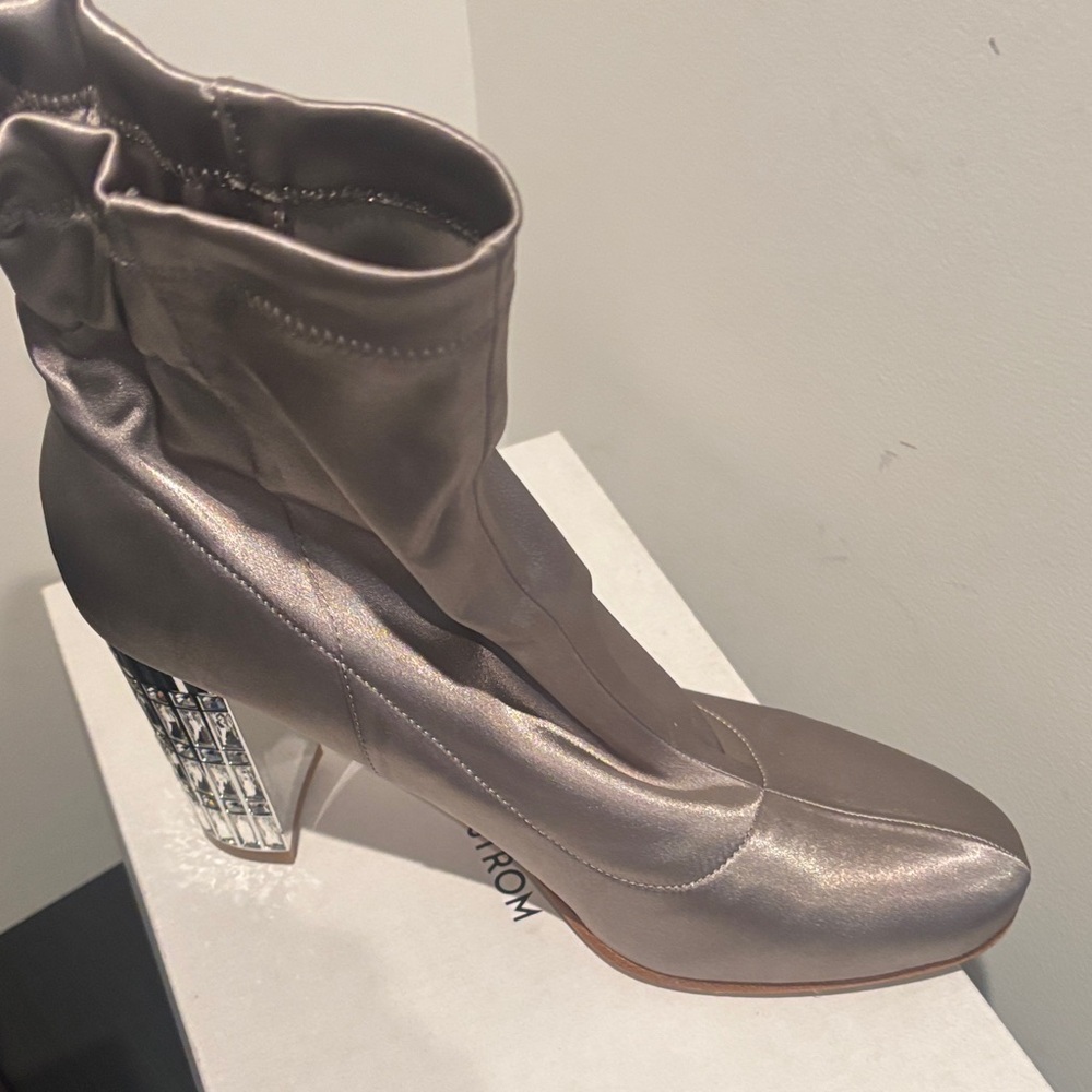 Elegant Silver Ankle Boots with Crystal Heel by Badgley Mischka